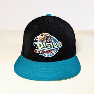 RETRO DETROIT PISTONS FITTED